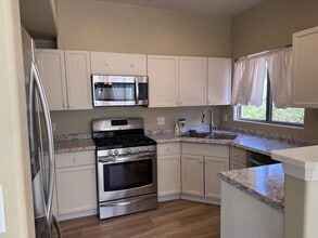 3977 Los Milagros Ave in Santa Fe, NM - Building Photo - Building Photo