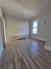 766 Broad St in Meriden, CT - Building Photo - Building Photo