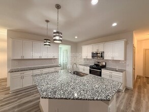 6830 54th St in Lubbock, TX - Building Photo - Building Photo