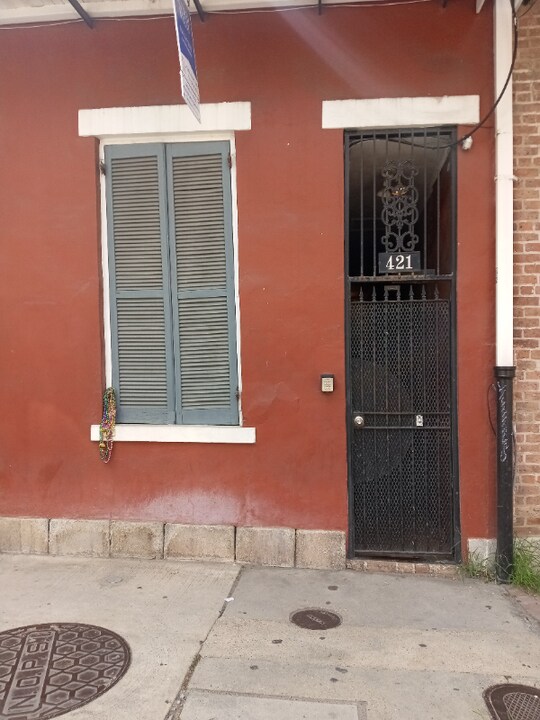 421 Burgundy St in New Orleans, LA - Building Photo