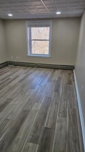 380 Sunset Ave in North Providence, RI - Building Photo - Building Photo