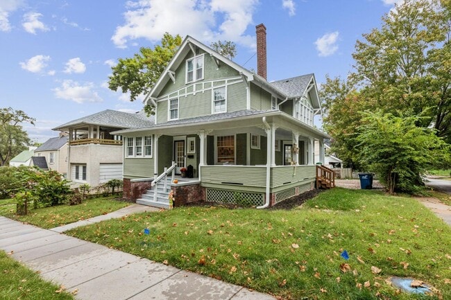 property at 501 N 41st Ave