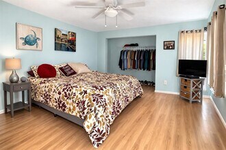 9374 Nakoma Way in Spring Hill, FL - Building Photo - Building Photo