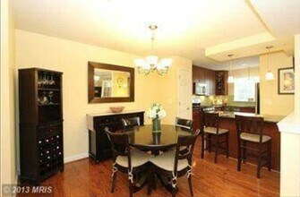 4177 S Four Mile Run Dr, Unit 103 in Arlington, VA - Foto de edificio - Building Photo