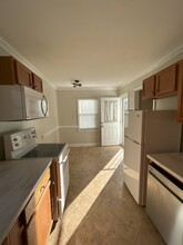 4015 Roberts Rd, Unit Upstairs in Fairfax, VA - Foto de edificio - Building Photo