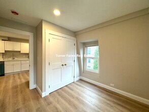 73 Washington St, Unit 8 in Medford, MA - Building Photo - Building Photo