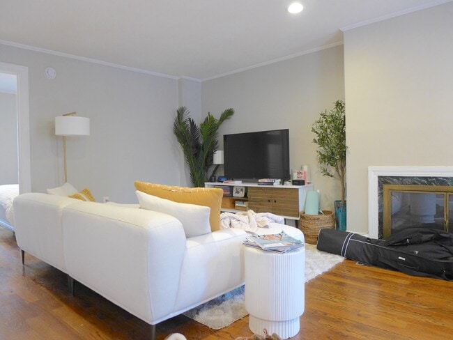 16 Melrose St, Unit 2