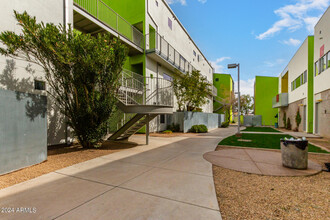 1111 W University Dr in Tempe, AZ - Building Photo - Building Photo