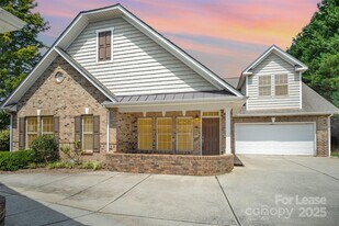 286 Liverpool Rd in Rock Hill, SC - Building Photo