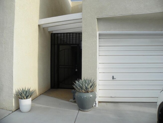 2912 Ghiradelli St NE in Albuquerque, NM - Building Photo - Building Photo