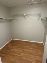 1735 Dodge Ave in Sarasota, FL - Building Photo - Building Photo