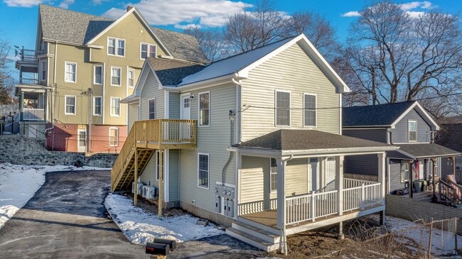 80 Orange St