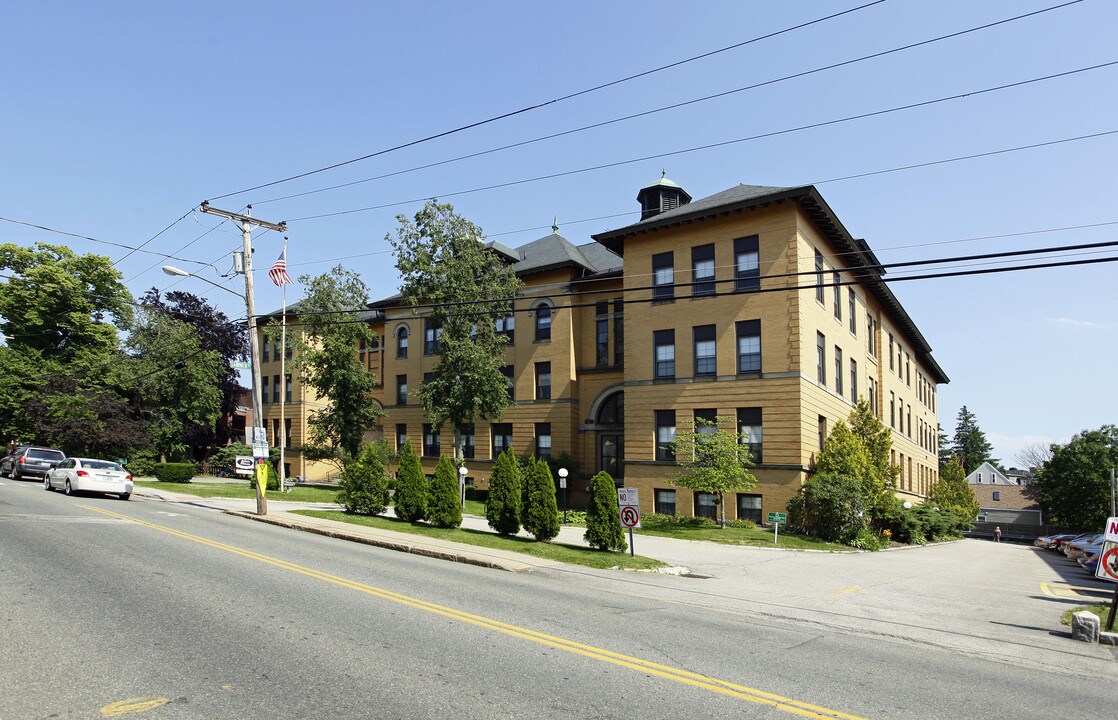 Keefe House in Portsmouth, NH - Foto de edificio