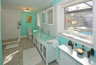 7020 Mango Ave S in St. Petersburg, FL - Building Photo - Building Photo