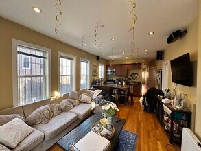 148 Hillside St, Unit 1 in Boston, MA - Building Photo - Building Photo