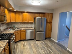 31 Marrow St in Newark, NJ - Building Photo - Building Photo