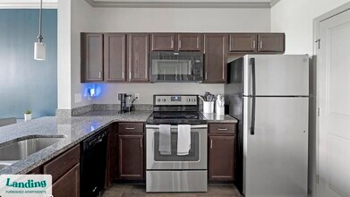 225 Walden Village Ln in Nashville, TN - Building Photo - Building Photo