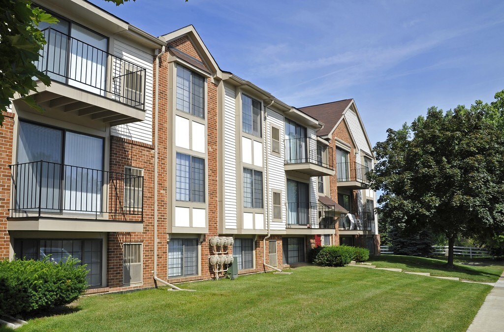 Windemere Apartments in Farmington Hills, MI