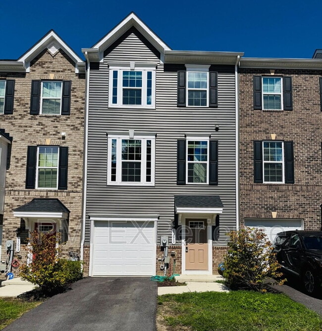 property at 13611 Corinthian Ln