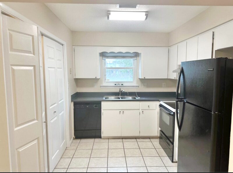 21 Wright Pkwy NW in Fort Walton Beach, FL - Building Photo