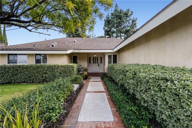 3150 Dona Maria Dr, Unit A in Los Angeles, CA - Foto de edificio - Building Photo