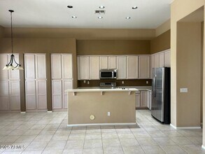 5004 E Desert Vista Trail in Cave Creek, AZ - Building Photo - Building Photo