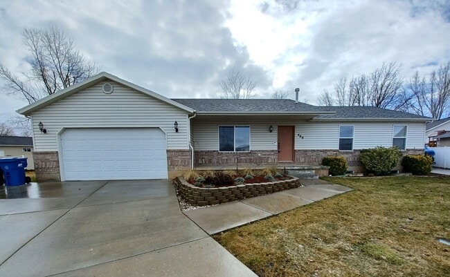 property at 489 W 500 N St