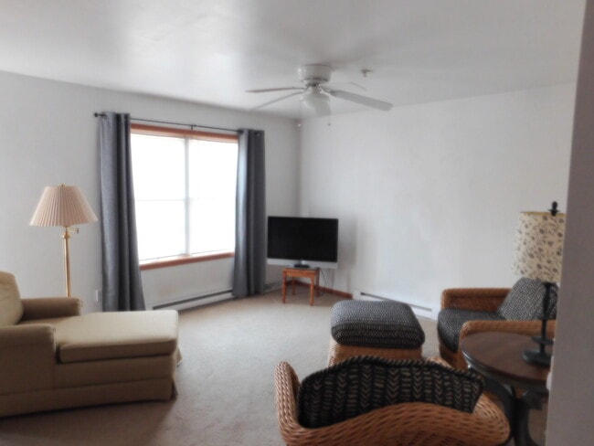 400 Beaver St, Unit #1 in Mars, PA - Building Photo - Building Photo