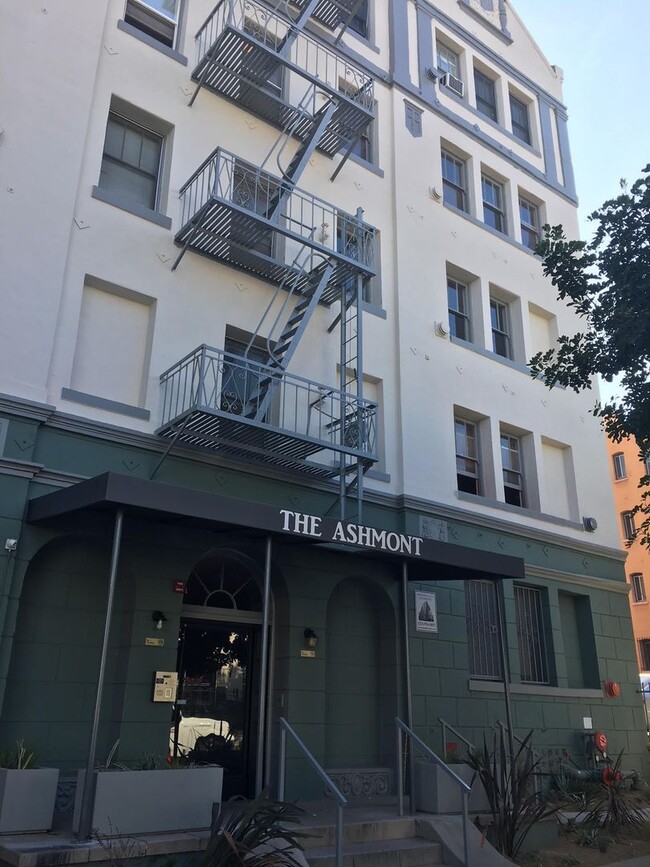 Ashmont Apartments - Art Deco Building