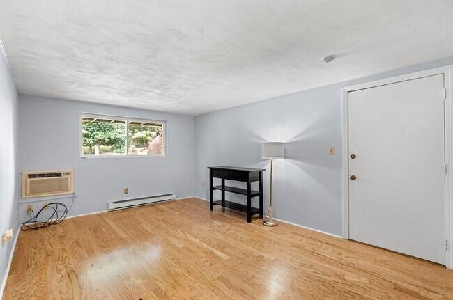 7 Wampus Ave in Acton, MA - Building Photo - Building Photo