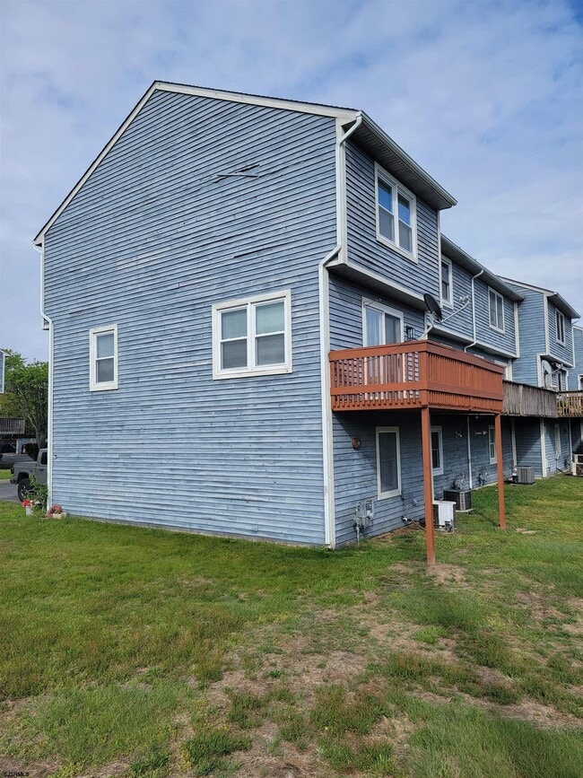500 E California Ave in Pleasantville, NJ - Foto de edificio - Building Photo