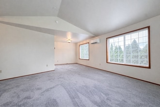 27529 SE 200th St in Maple Valley, WA - Building Photo - Building Photo