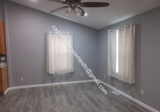 203 W Wayne St in South Whitley, IN - Building Photo - Building Photo