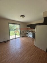 5796 Creekview Ct W in Portage, IN - Building Photo - Building Photo