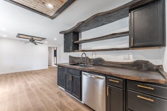 15316 AR-12 in Little Flock, AR - Building Photo - Building Photo