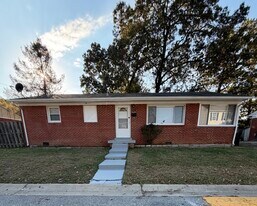 203 Ellerbe Dr in Indian Head, MD - Building Photo