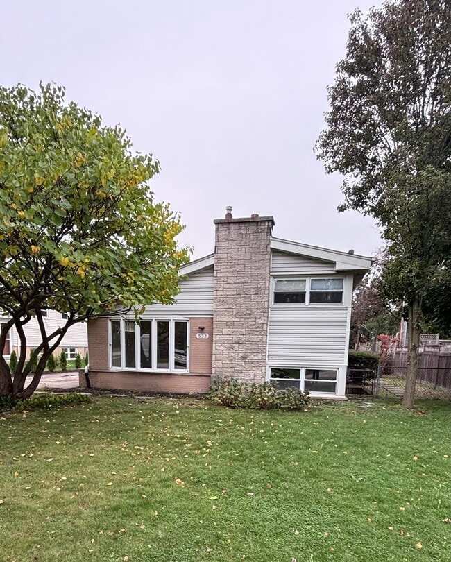 property at 532 Warren Rd