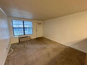 4017 E Michigan St in Orlando, FL - Building Photo - Building Photo