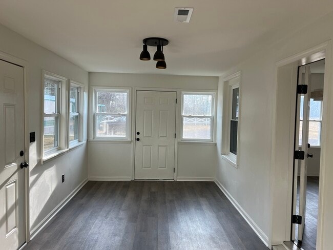 1859 US-158 in Jackson, NC - Building Photo - Building Photo