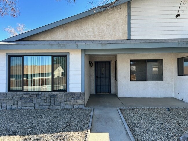 442 S Desert Candles St in Ridgecrest, CA - Building Photo - Building Photo