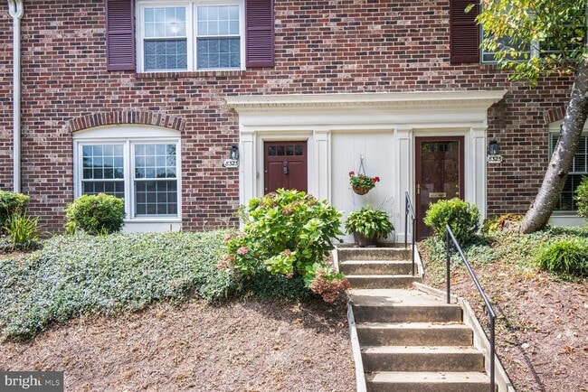 property at 8323 Kingsgate Rd