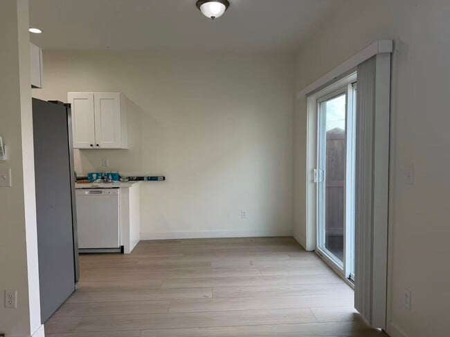 1926 SW Washington St in Albany, OR - Building Photo - Building Photo