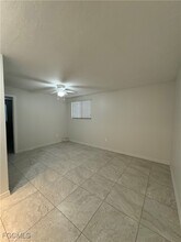 7961 Gladiolus Dr in Ft. Myers, FL - Building Photo - Building Photo