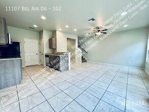 11107 Belair Dr in San Antonio, TX - Building Photo - Building Photo