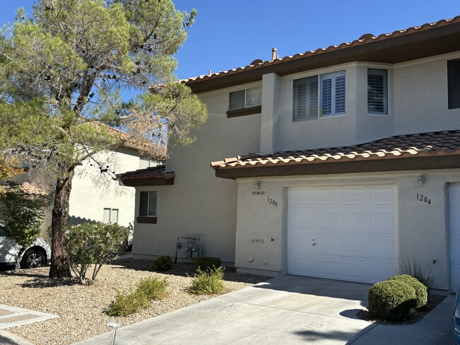 1208 Fascination St in Las Vegas, NV - Building Photo - Building Photo