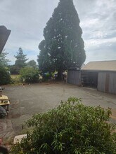 760 S Webb Rd in Cornelius, OR - Building Photo - Building Photo