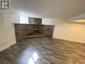 81 Cuffley Crescent S in Toronto, ON - Building Photo