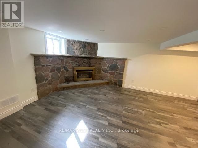 property at 81 Cuffley Crescent S