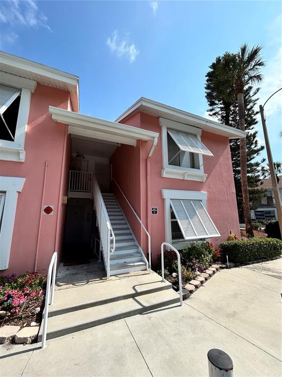 property at 4225 38th Ave S