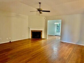 1701 Aspen Wood Ct in Mobile, AL - Building Photo - Building Photo